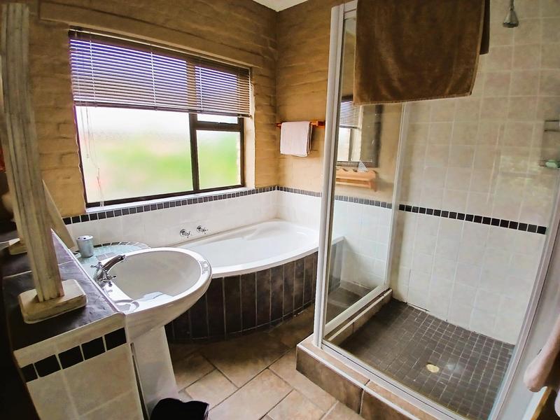 3 Bedroom Property for Sale in Stilbaai Wes Western Cape